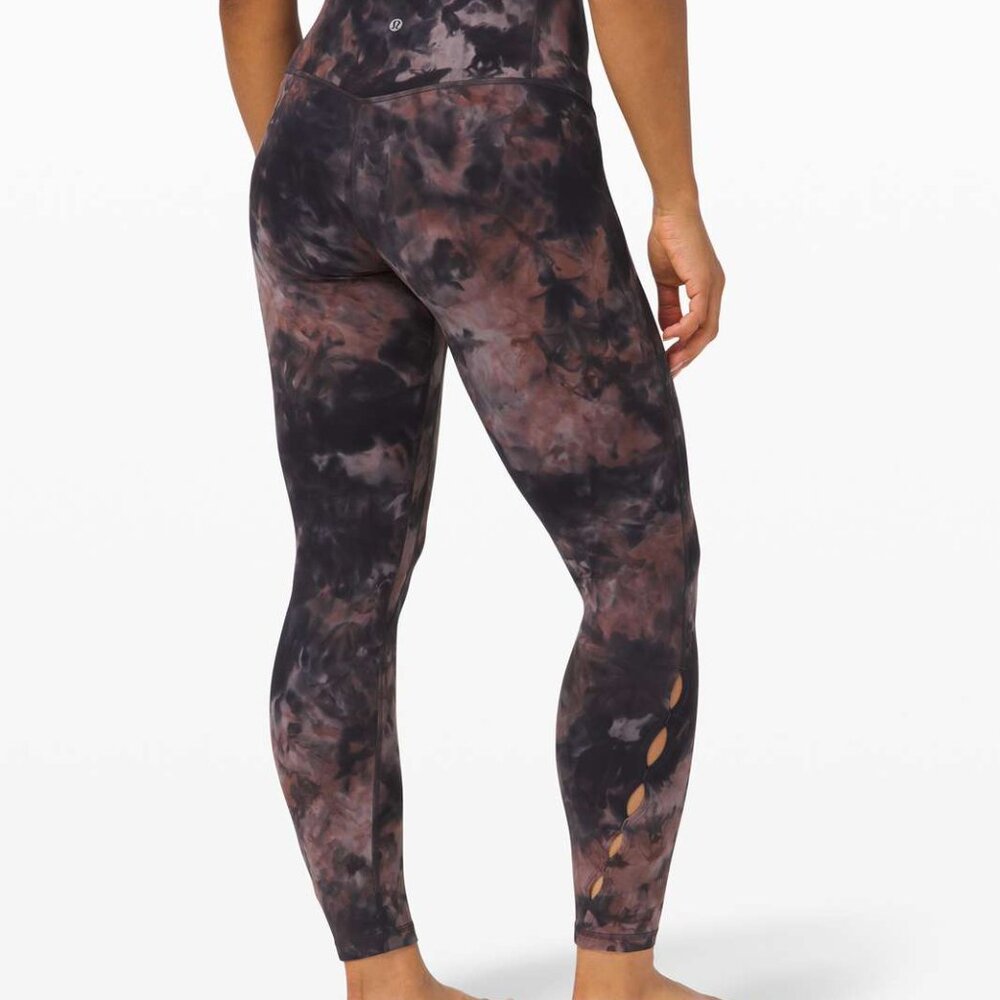 Lululemon Unlimit High-Rise Tight 25in Keyhole, Size 4 Diamond Dye Leggings
